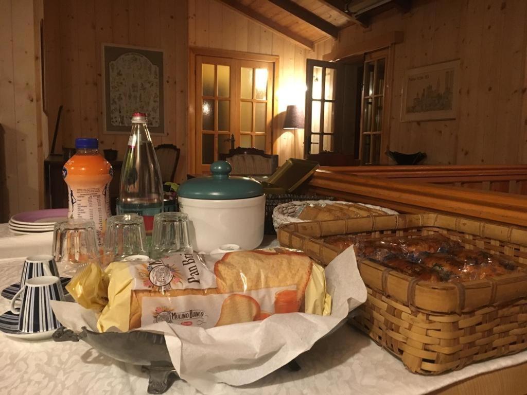 B&B Le Petit Vent Sormano ภายนอก รูปภาพ
